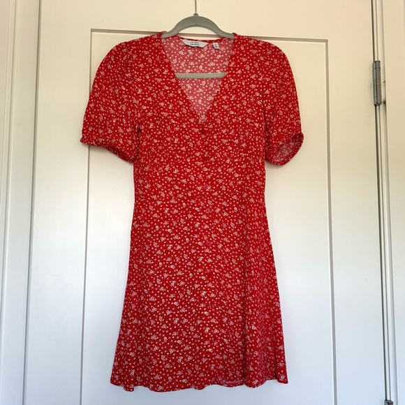 & OTHER STORIES Red Floral Mini Dress. Size 0 - Picture 1 of 12